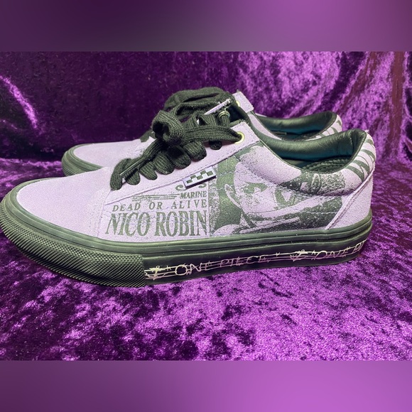 VANS x One Piece Skate Old Skool Shoes Mens 7 Purple GUC - Picture 3 of 14